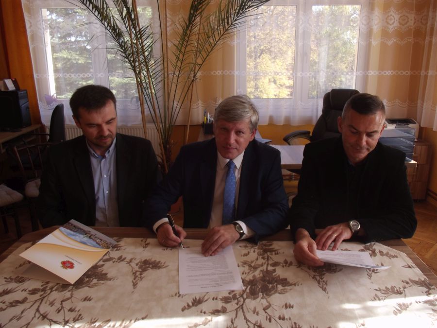 Umowa na wykonanie projektu hali w Mokrzyskach podpisana