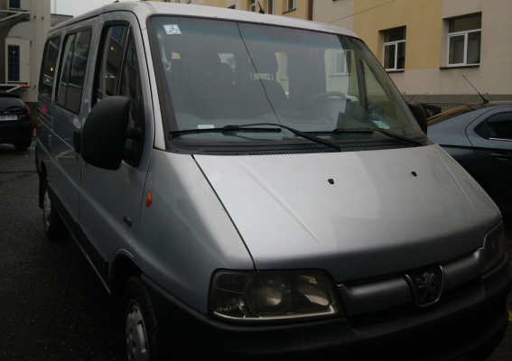 Ustny publiczny przetarg na sprzedaż samochodu służbowego marki PEUGEOT Boxer Bus diesel