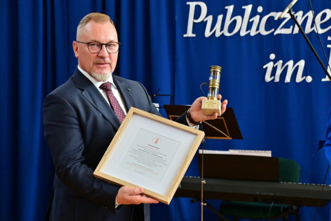 Czterdzieści lat „Dwójki”