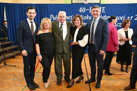 Czterdzieści lat „Dwójki”