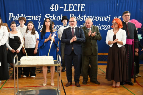 Czterdzieści lat „Dwójki”