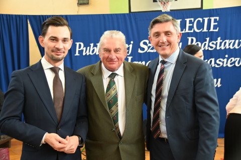 Czterdzieści lat „Dwójki”