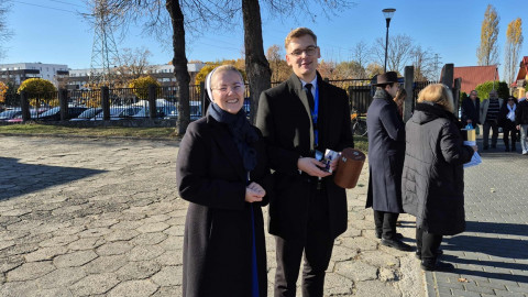 Zebrano prawie 13 tysięcy na odnowę cmentarza