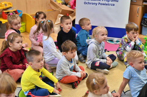 Przedszkolak mały i duży przyrodzie służy