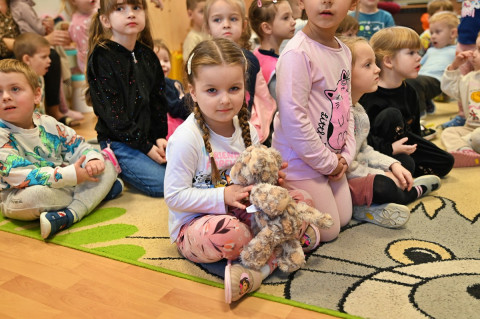 Przedszkolak mały i duży przyrodzie służy
