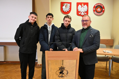 Lekcja WOS-u w magistracie