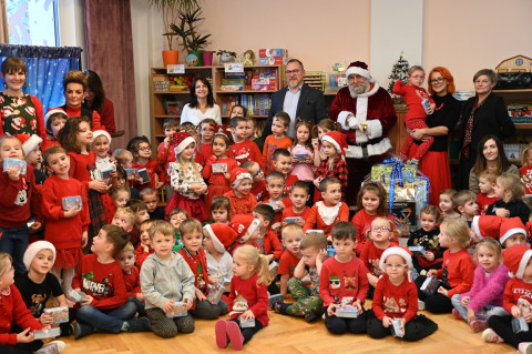 Mikołaj odwiedził przedszkola