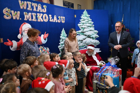 Mikołaj odwiedził przedszkola