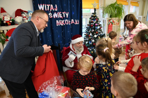 Mikołaj odwiedził przedszkola