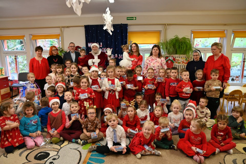 Mikołaj odwiedził przedszkola