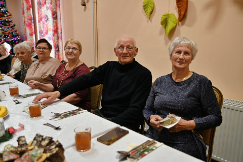 Przedświąteczne spotkanie w Domu Seniora