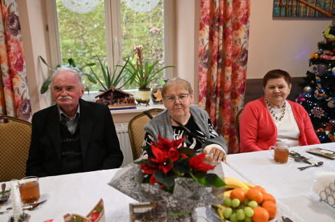 Przedświąteczne spotkanie w Domu Seniora