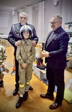 Nowe zarządy i nowy sprzęt w gminnych OSP