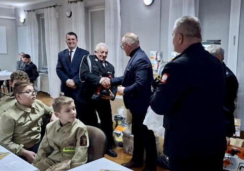 Nowe zarządy i nowy sprzęt w gminnych OSP
