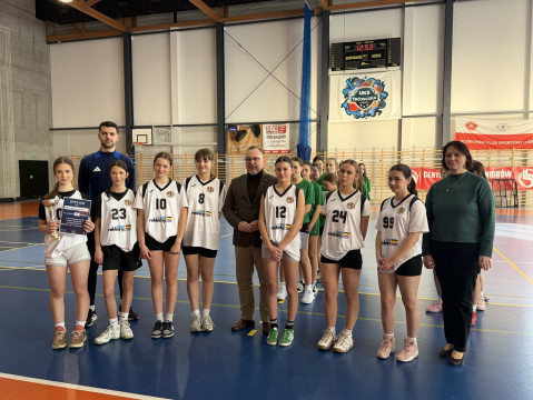 Koszykarki z Jasienia z awansem