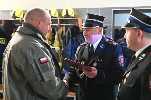 Strażacy ze Szczepanowa powitali nowy wóz