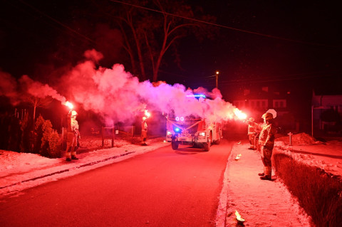 Strażacy ze Szczepanowa powitali nowy wóz