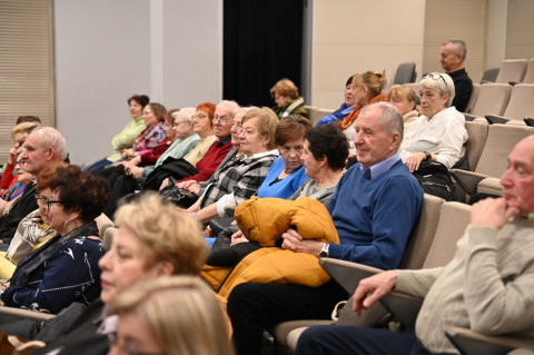 Studenci UTW świętowali dzień wcześniej