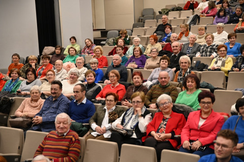 Studenci UTW świętowali dzień wcześniej