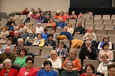 Studenci UTW świętowali dzień wcześniej