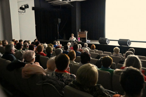 Studenci UTW świętowali dzień wcześniej