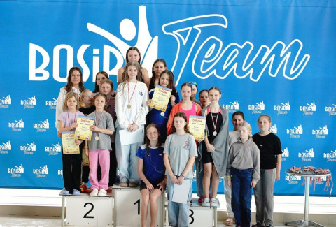 Powiatowe mistrzostwa w pływaniu