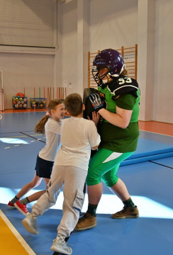 Futbolowa lekcja w Mokrzyskach