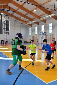 Futbolowa lekcja w Mokrzyskach