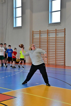 Futbolowa lekcja w Mokrzyskach