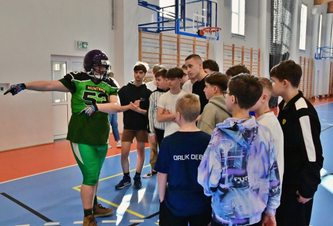 Futbolowa lekcja w Mokrzyskach