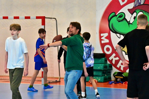 Futbolowa lekcja w Mokrzyskach