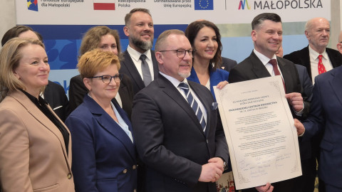 Umowa podpisana - efekty za trzy lata