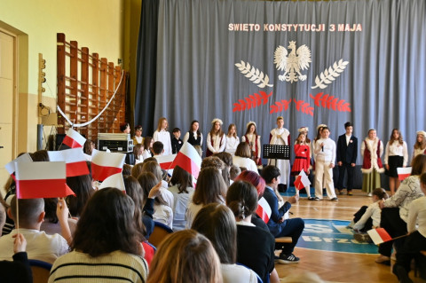 Uczniowie pamiętają o Konstytucji