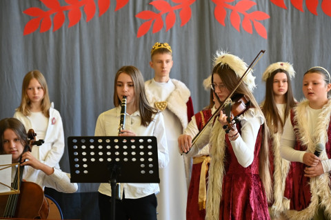 Uczniowie pamiętają o Konstytucji