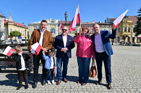 BIAŁO-CZERWONE Brzesko