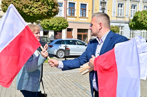 BIAŁO-CZERWONE Brzesko
