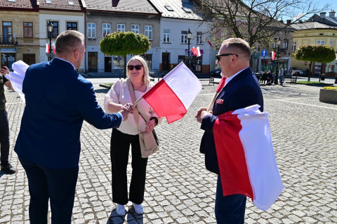 BIAŁO-CZERWONE Brzesko