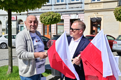 BIAŁO-CZERWONE Brzesko