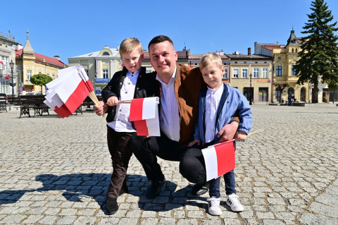 BIAŁO-CZERWONE Brzesko