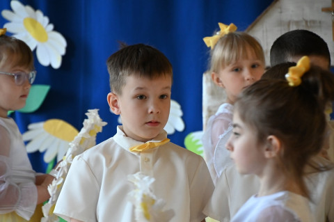 Wierszem i piosenką o papieżu