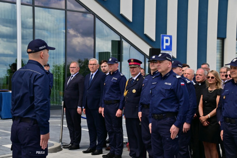 Policjanci już w nowej komendzie