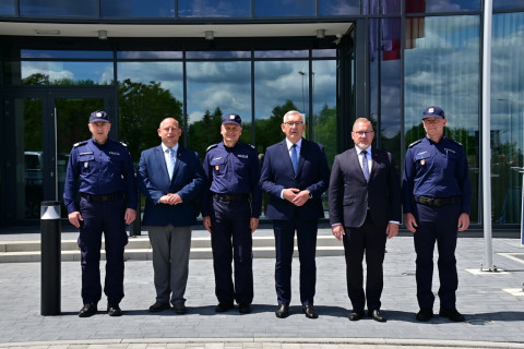 Policjanci już w nowej komendzie