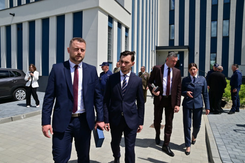 Policjanci już w nowej komendzie