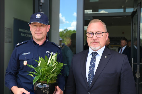 Policjanci już w nowej komendzie