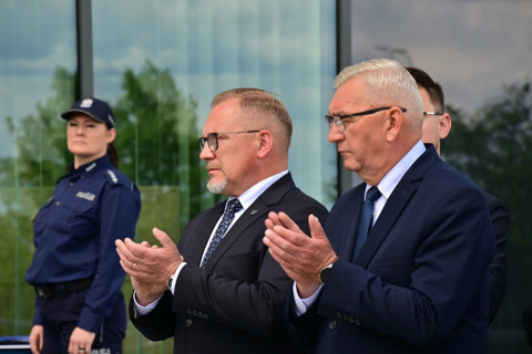 Policjanci już w nowej komendzie