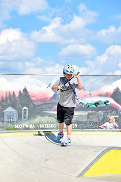 Wakacyjne warsztaty na skateparku