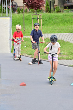 Wakacyjne warsztaty na skateparku