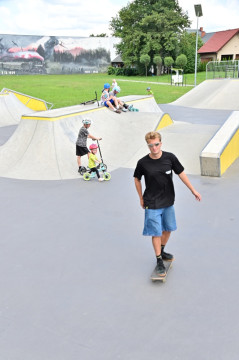 Wakacyjne warsztaty na skateparku