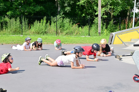 Wakacyjne warsztaty na skateparku