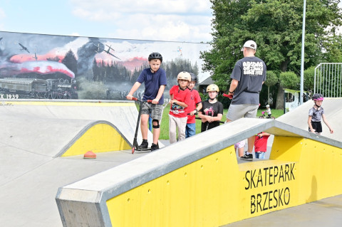 Wakacyjne warsztaty na skateparku